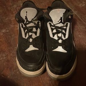 Mens Jordan’s size 13